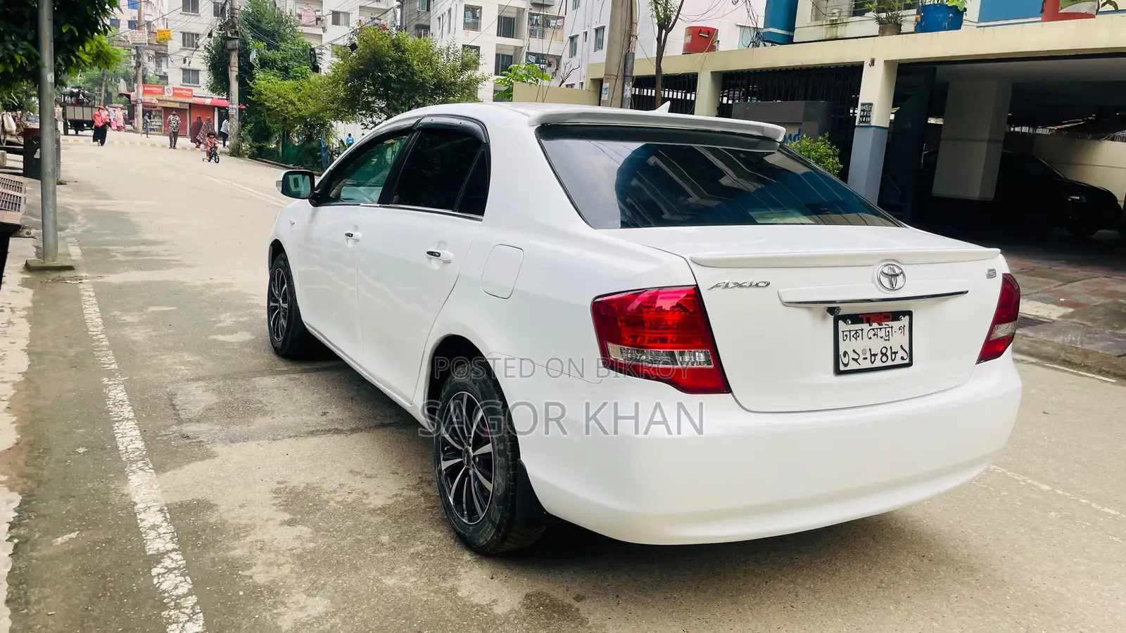 টয়োটা এক্সিও ২০১৭ হোয়াইট