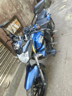 ইয়ামাহা এফজেডএস ভি২ ২০২২ নীল