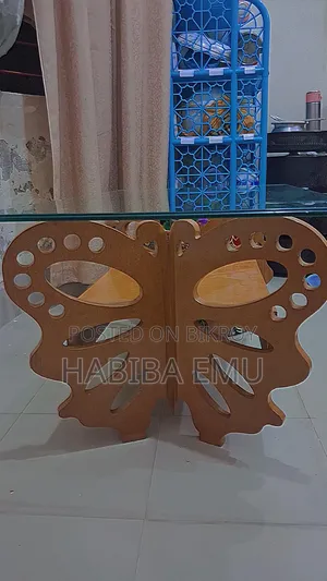 মাত্র ৬৯৯৯ টাকাতে দুইটা টুল একটা সেন্টার টেবিল