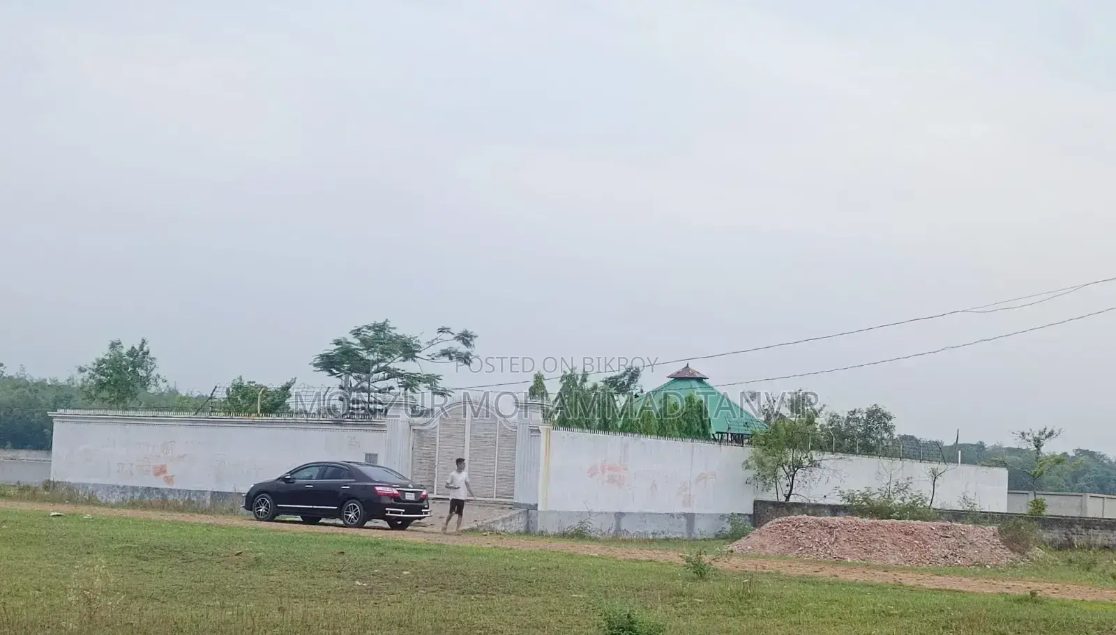 আশুলিয়া মডেল টাউনে ৩ কাঠার দক্ষিণমুখী জমি বিক্রি হবে