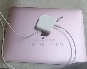 ল্যাপটপ অ্যাপল ম্যাকবুক এয়ার ৮জিবি ইন্টেল কোর এম৩ এইচডিডি ২৫৬জিবি