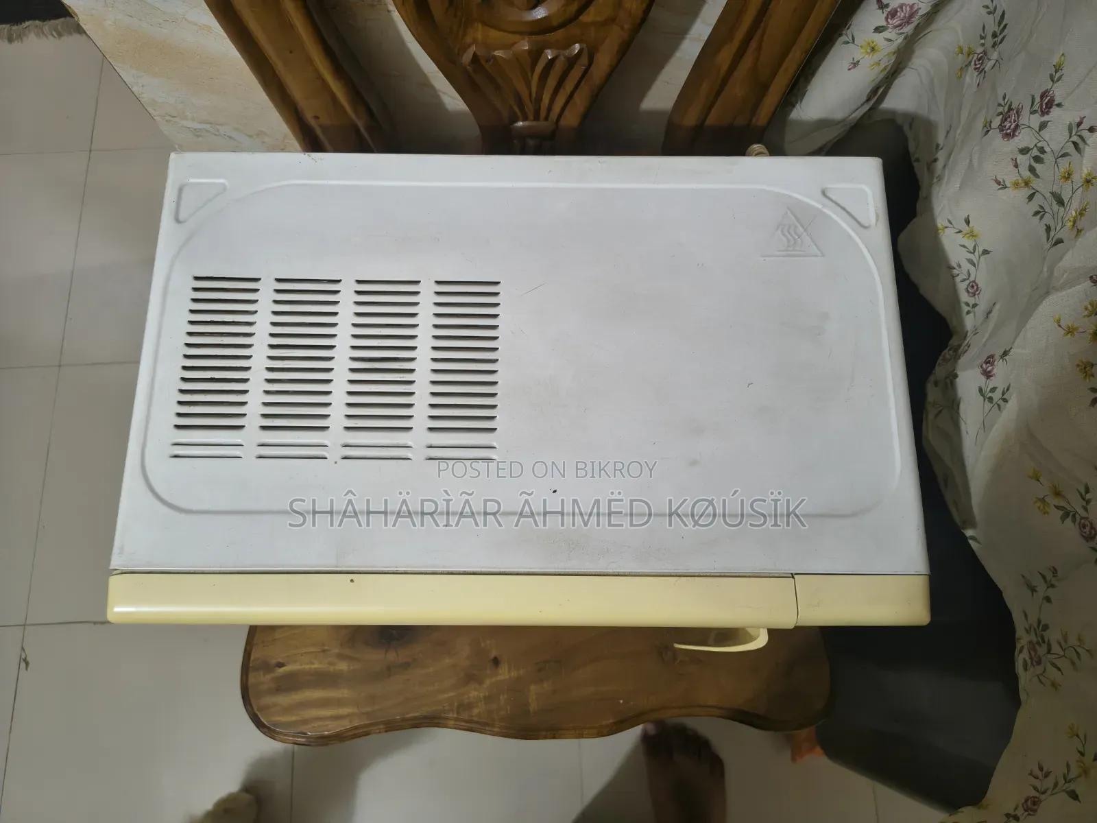 SANSUI 1080W Micro Oven