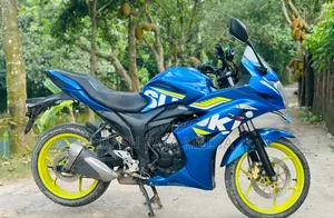 সুজুকি জিক্সার এসএফ ২০১৯ নীল