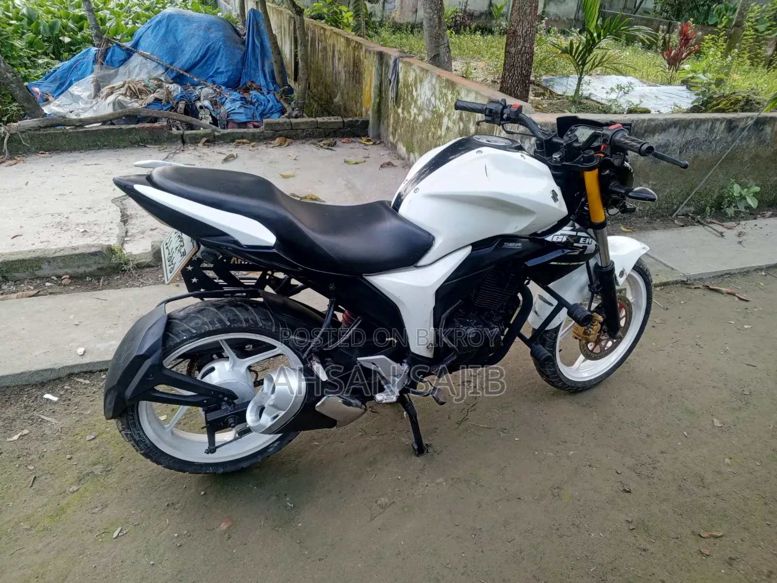 The vehicle will be sold on an emergency basis