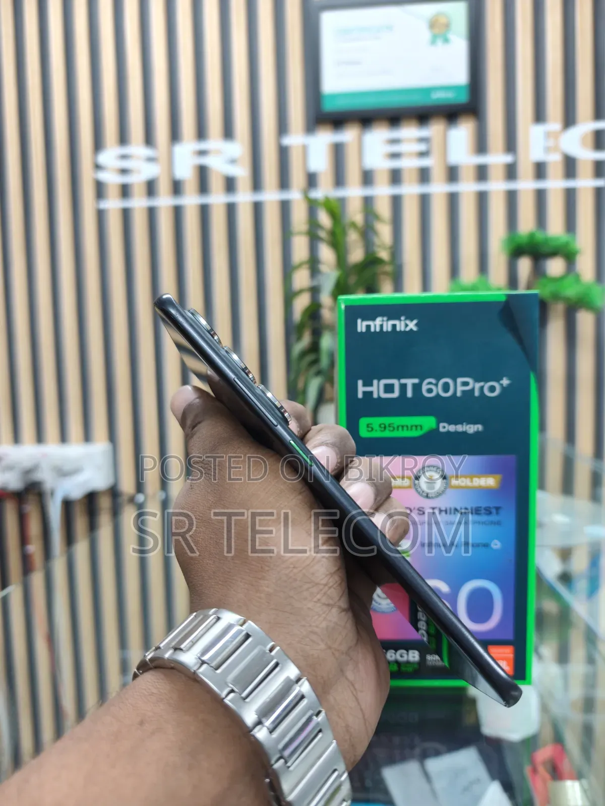 ইনফিনিক্স হট ৬০ প্রো প্লাস ২৫৬ জিবি গ্রাফাইট