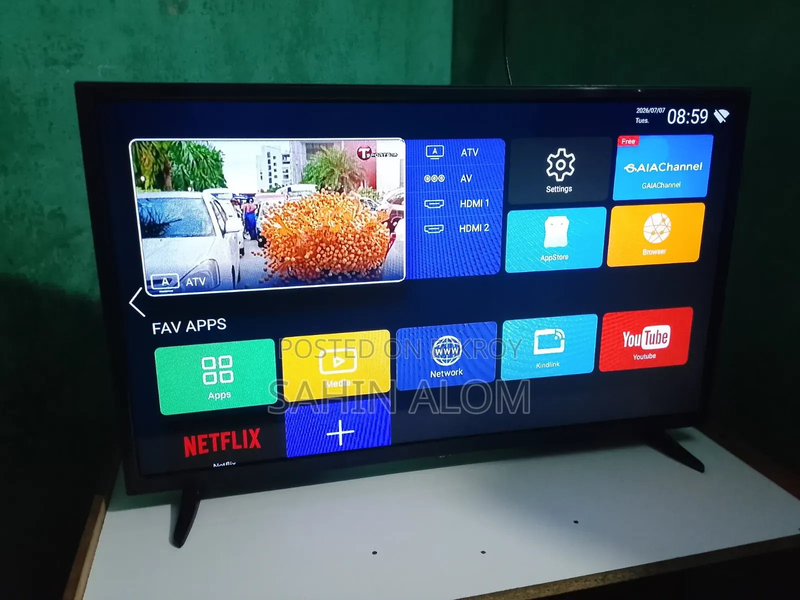 Smart LED TV 32"