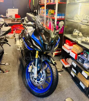 Yamaha R15M 2025 Silver