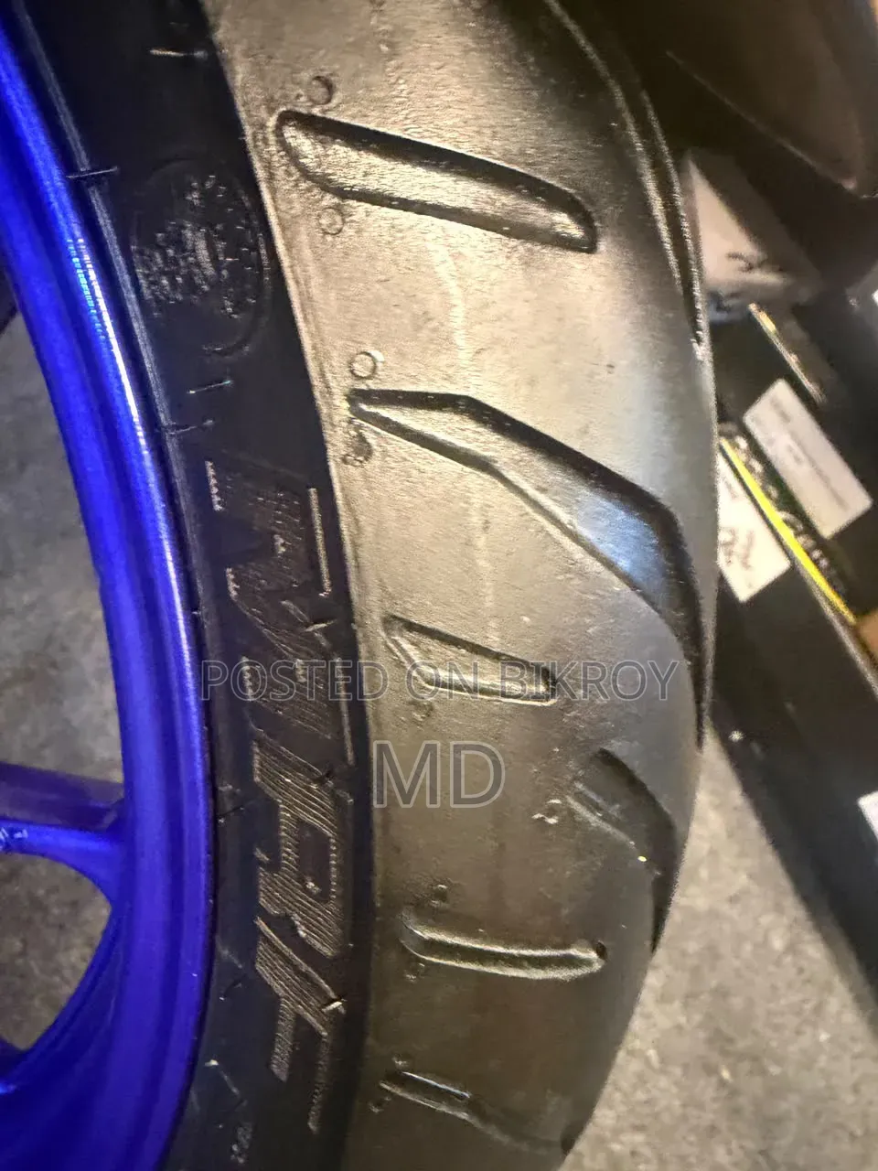 Yamaha R15M 2025 Silver