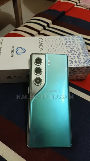 টেকনো ক্যামন ৪০ প্রো ৪জি ২৫৬ জিবি