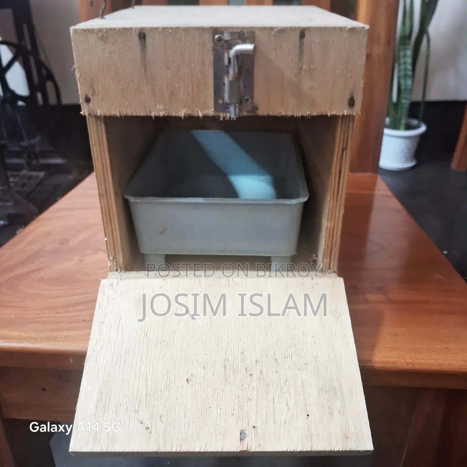 Lovebird Breeding Box