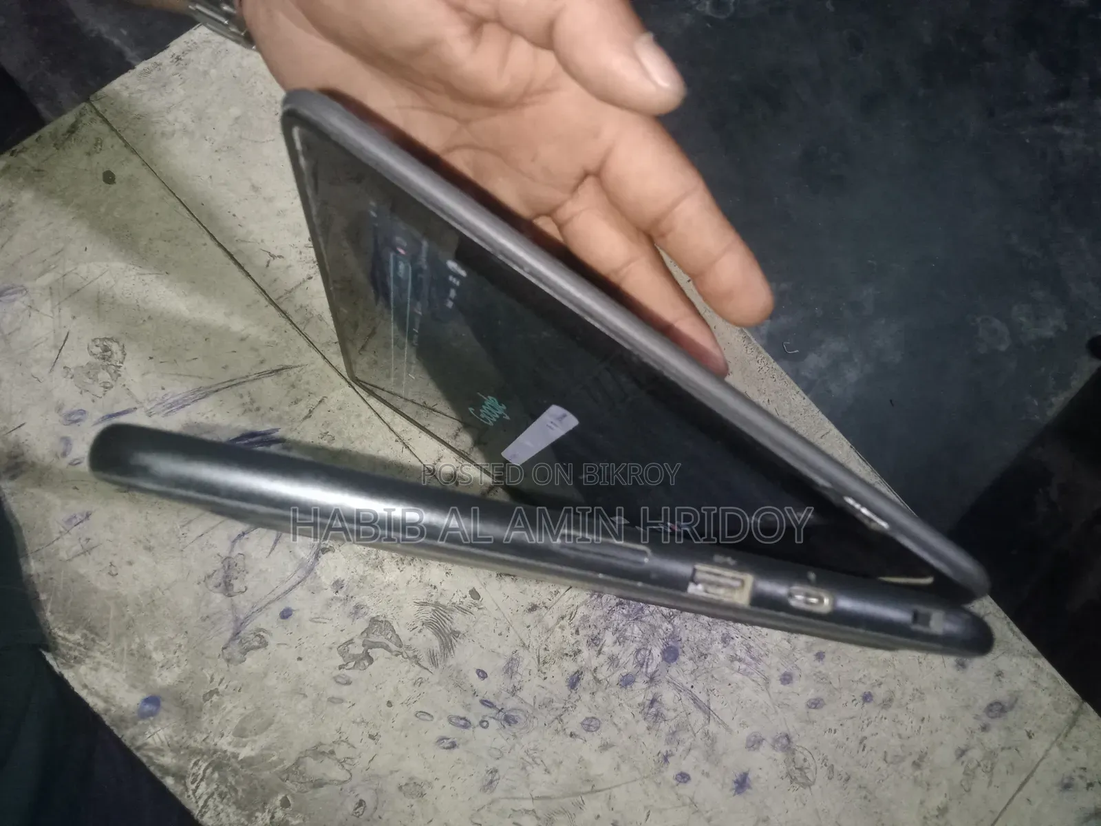 ল্যাপটপ ডেল ইন্সপায়রণ ১৫ ৩০০ ৪জিবি ইন্টেল এটম এসএসডি ১২৮জিবি