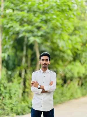 মার্কেটিং অ্যাসিস্ট্যান্ট এবং বিশেষ করে সোশ্যাল মিডিয়া