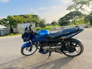Bajaj Pulsar 150 2025 Blue
