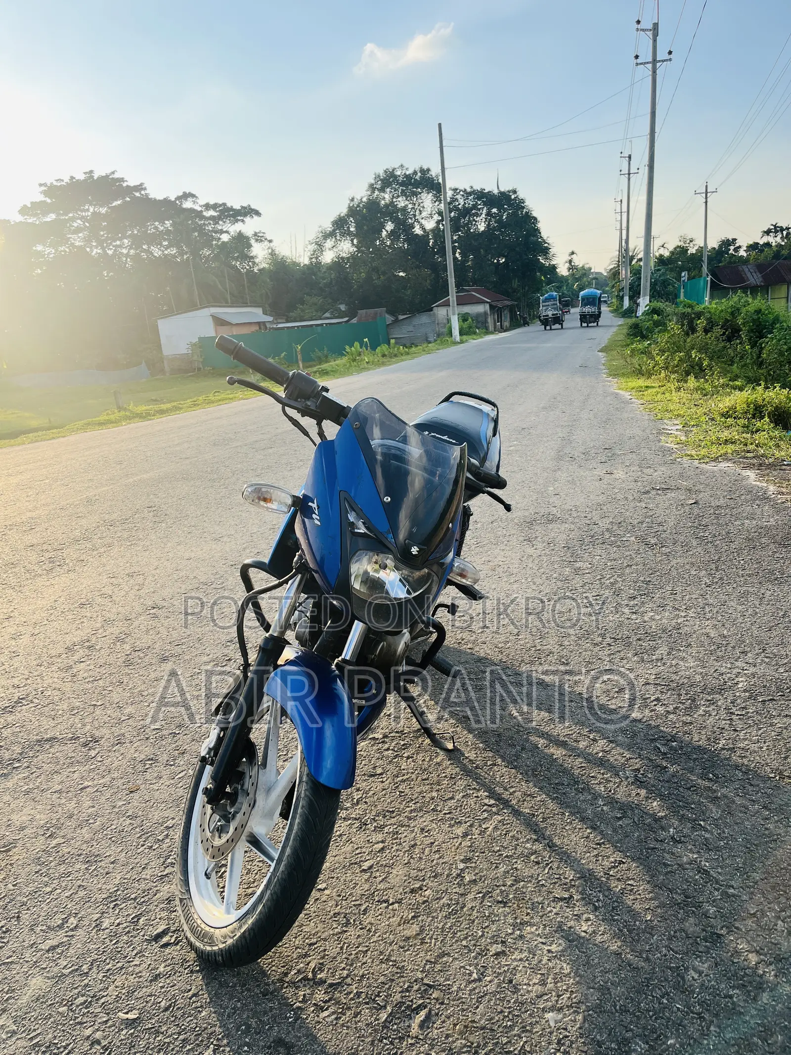 Bajaj Pulsar 150 2025 Blue