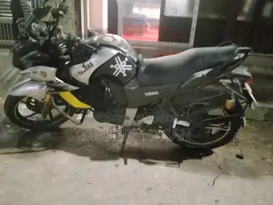 যমাহা ফেজার ভি১ ২০১১ ব্ল্যাক