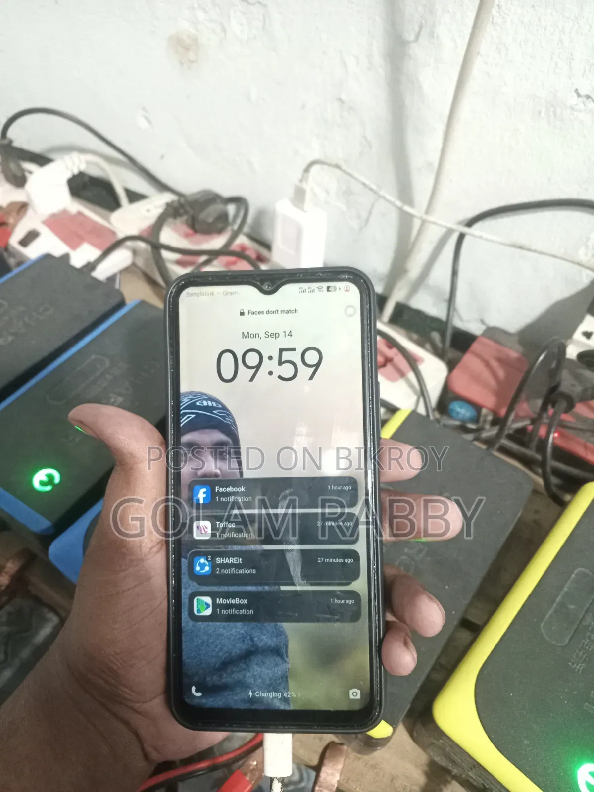 Vivo Y18 128 GB Graphite