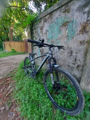 ফ্যালকন থান্ডার বার্ড নতুন ডার্ক গ্রে এডিশন