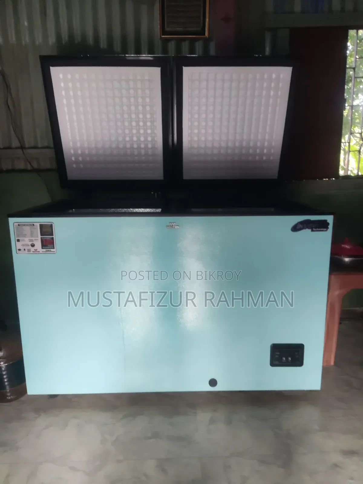 300 LTR Walton WCG-3J0 Freezer