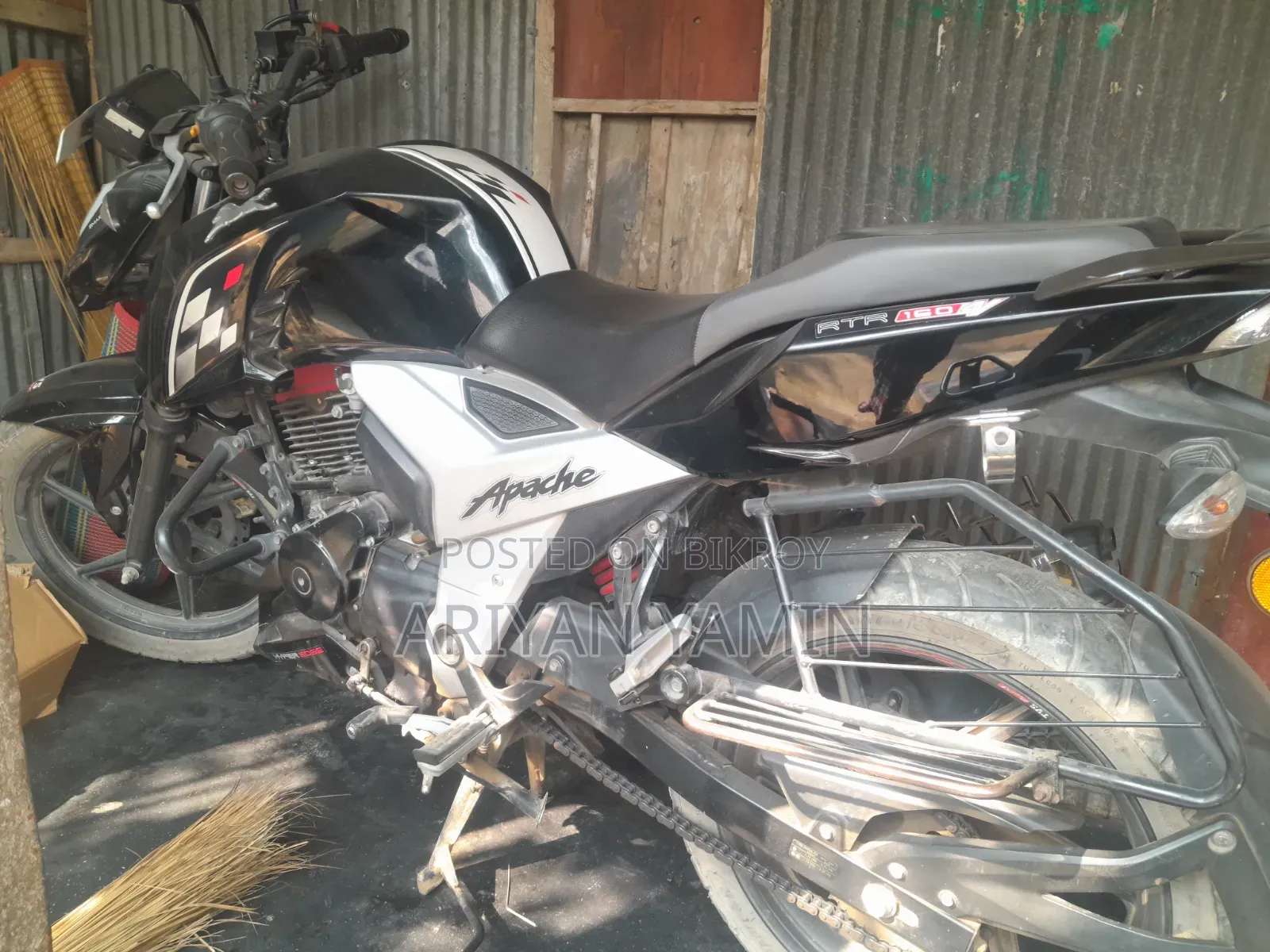 New TVS Apache RTR 160 4V 2023 Black