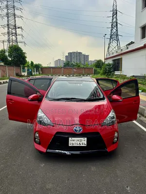 Toyota Aqua 2013 Red