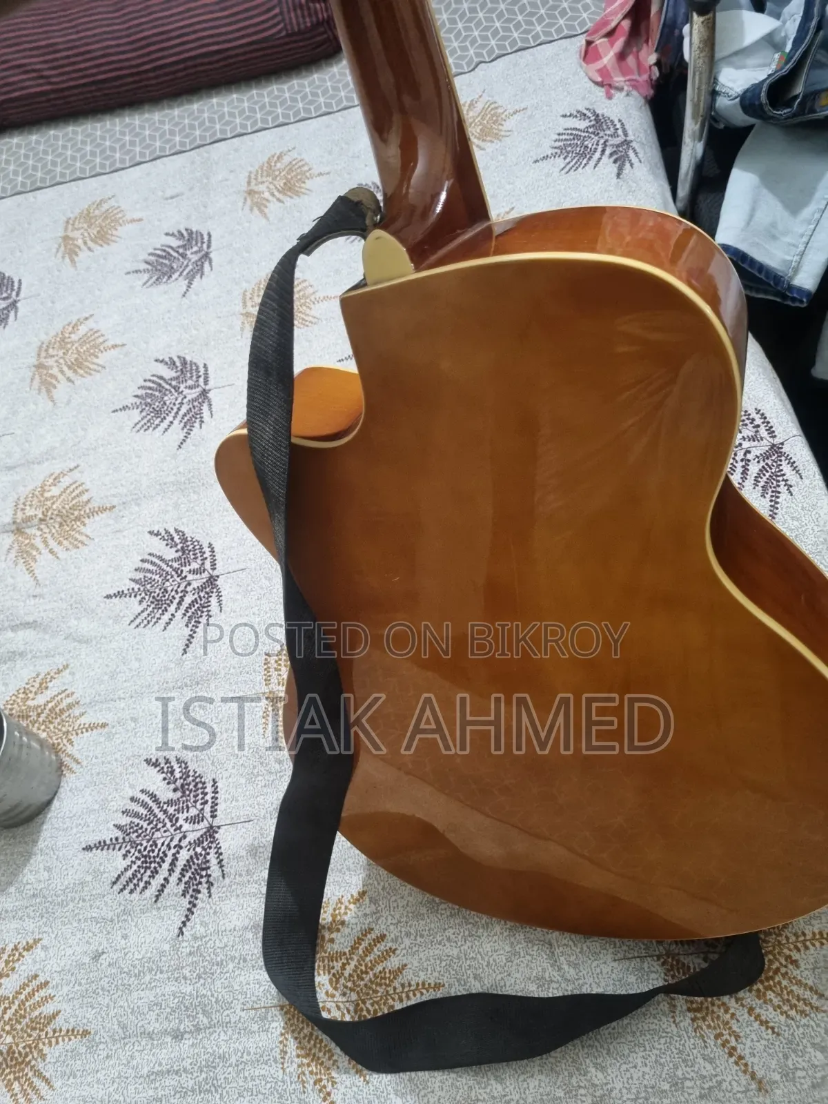 চাইনা গিটার