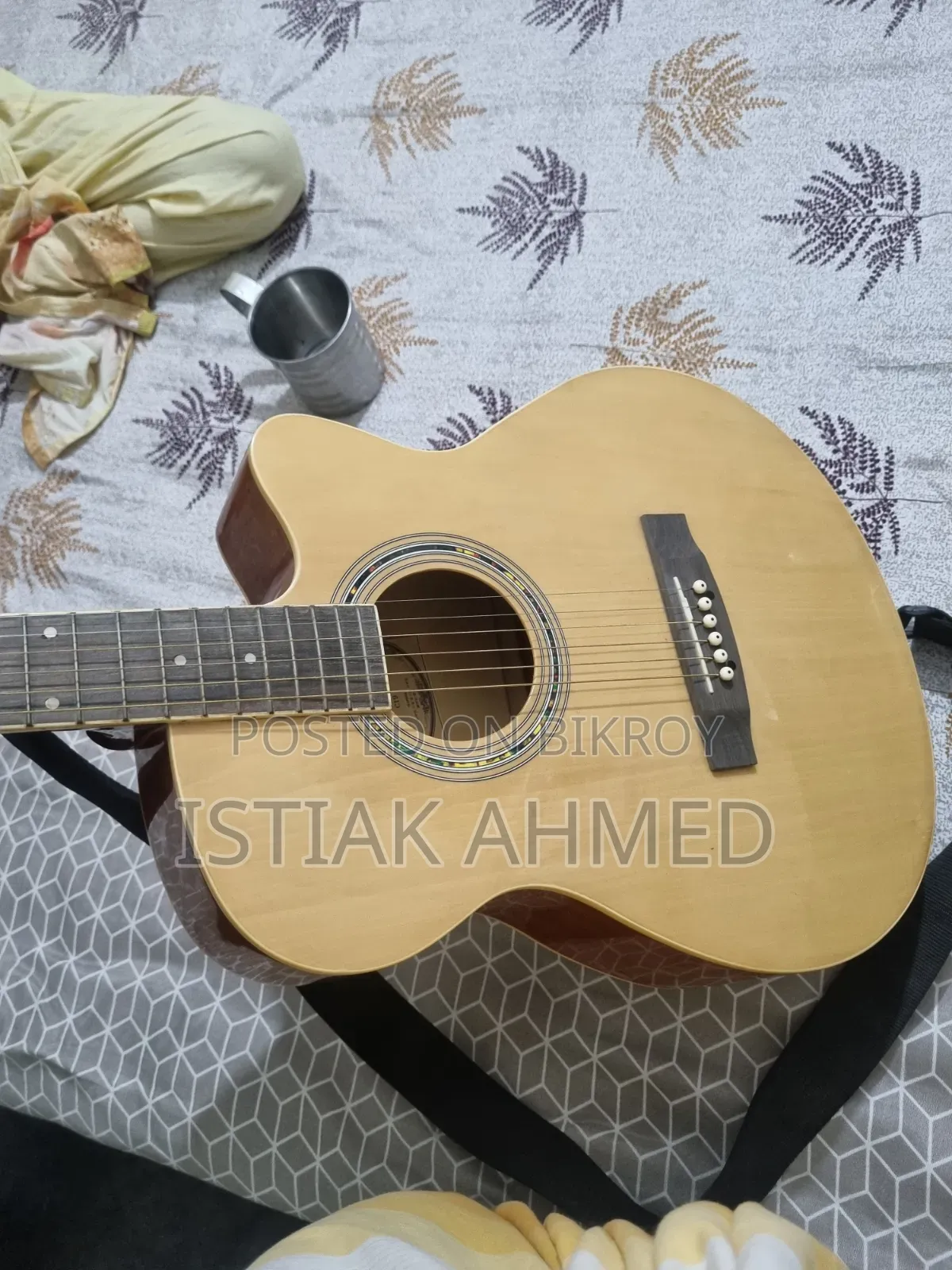 চাইনা গিটার