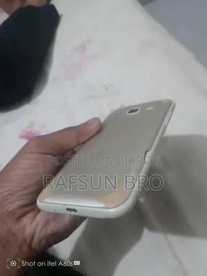 Samsung Galaxy J2 8 GB Black