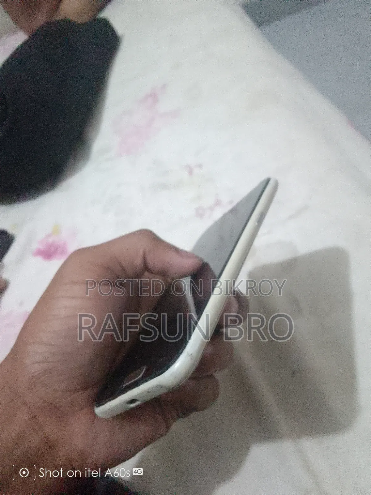 Samsung Galaxy J2 8 GB Black