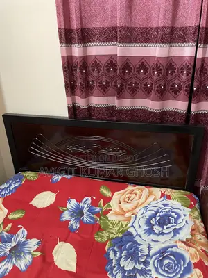 Bed & Wardrobe