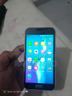 Samsung Galaxy J2 8 GB Black