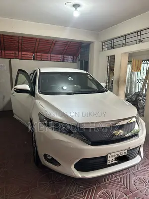 Toyota Harrier 2.0 2017 Pearl