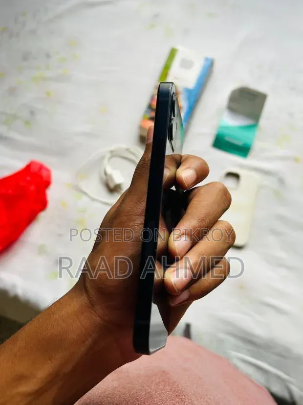অ্যাপল আইফোন ১২ ৬৪ জিবি ব্ল্যাক