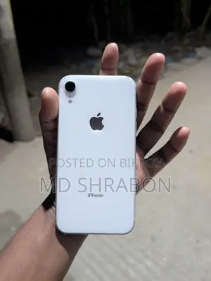 Apple iPhone XR 64 GB White