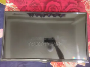 Walton W32Q20 Only Black Screen Problem