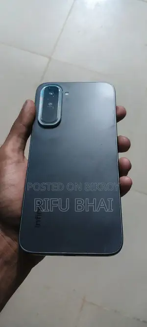 ইনফিনিক্স হট ৭০ ১২৮ জিবি ব্ল্যাক