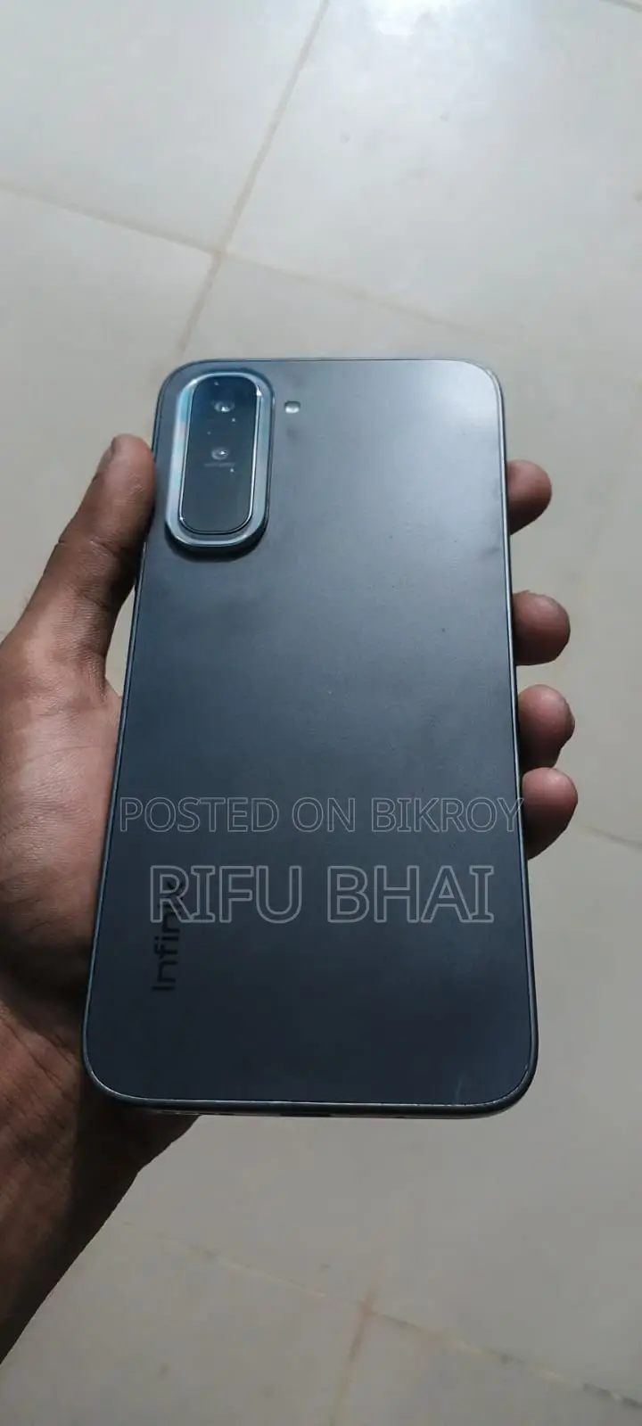 Infinix Hot 70 128 GB Black