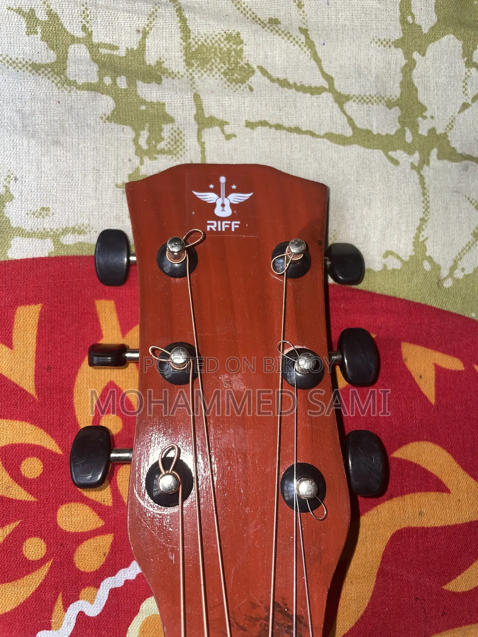Guitar Sell Hobe