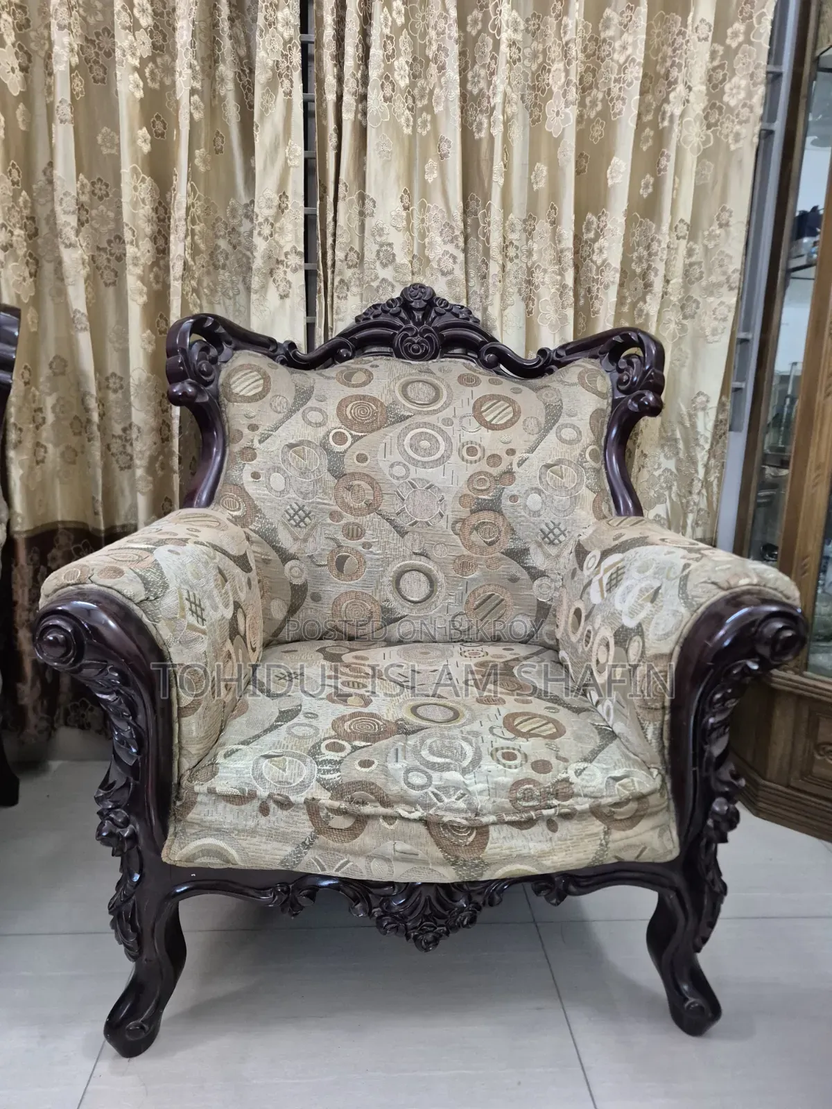 Selling Sofa
