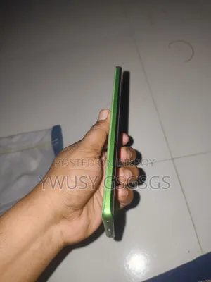 মটোরোলা এজ ৫০ ফিউশন ১২৮ জিবি সবুজ