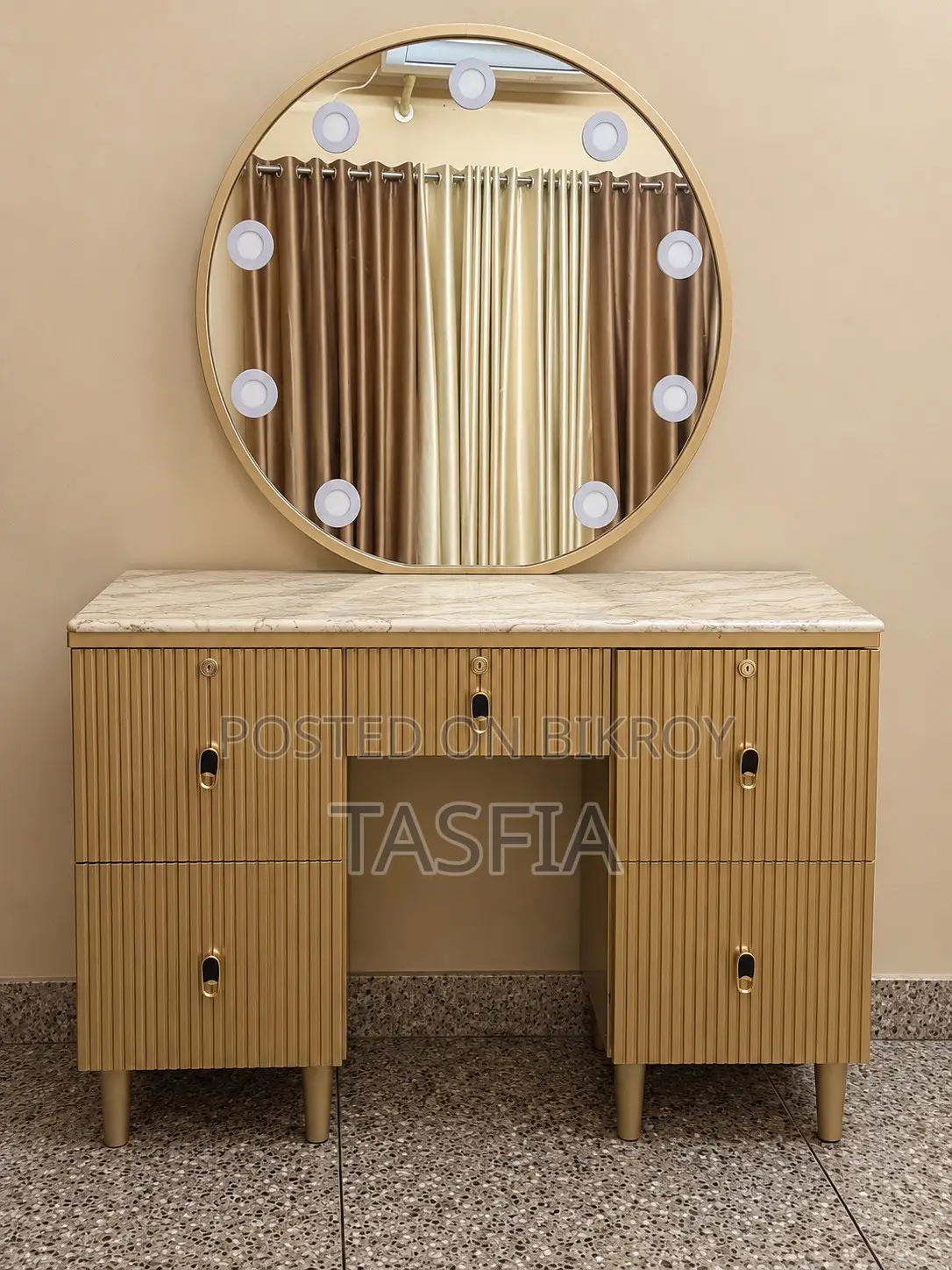 Dressing Table / Vanity