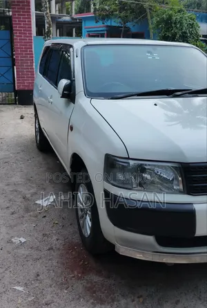 Toyota Probox 2004 White