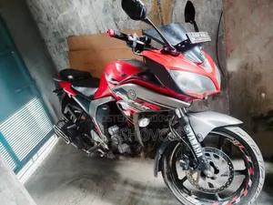 Yamaha Fazer V2 2016 Red