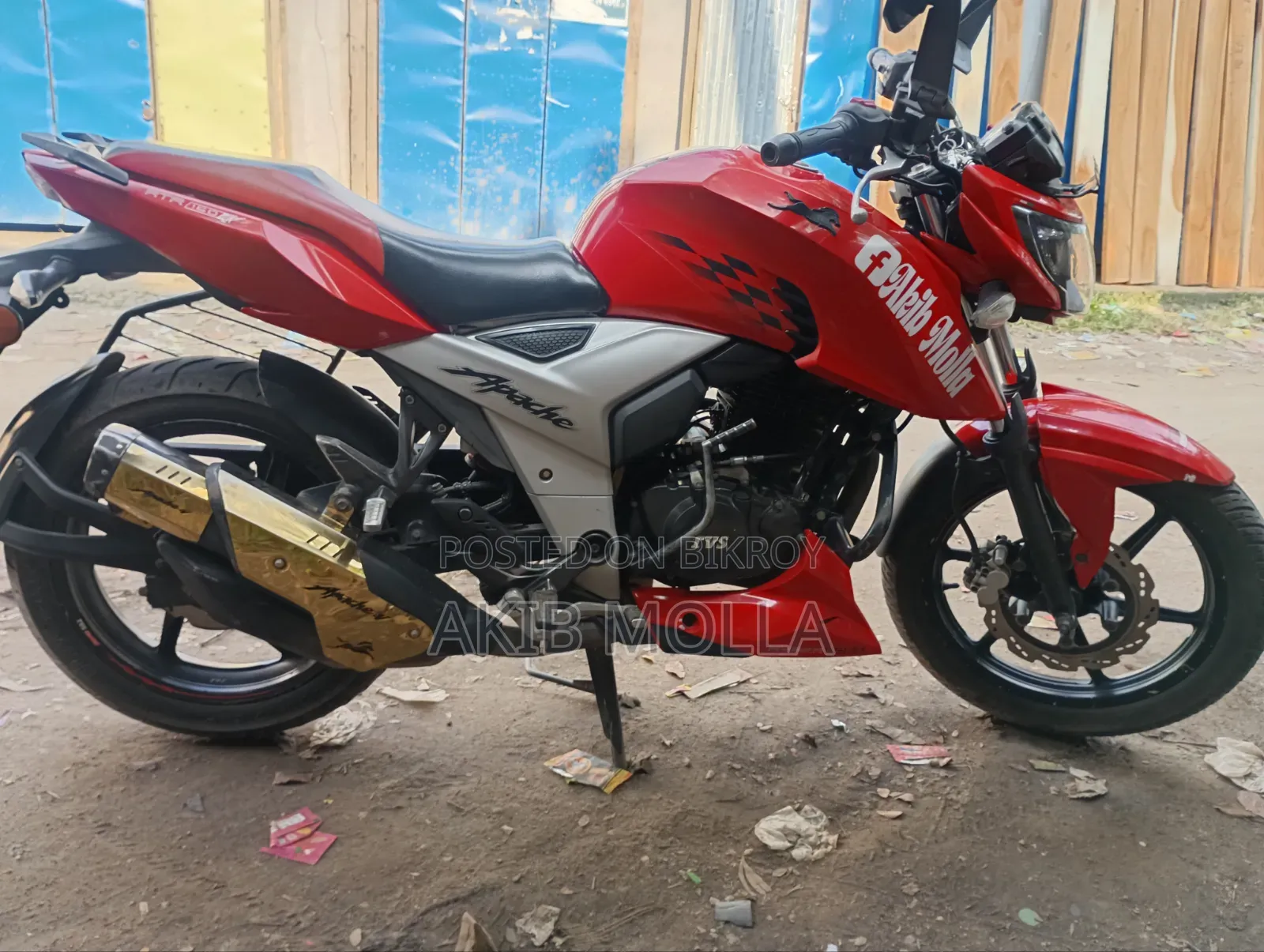 TVS Apache 160 4V 2019 Red