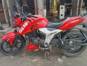 টিভিএস আপাচে ১৬০ ৪ভি ২০১৯ রেড