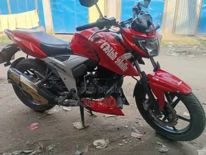 TVS Apache 160 4V 2019 Red
