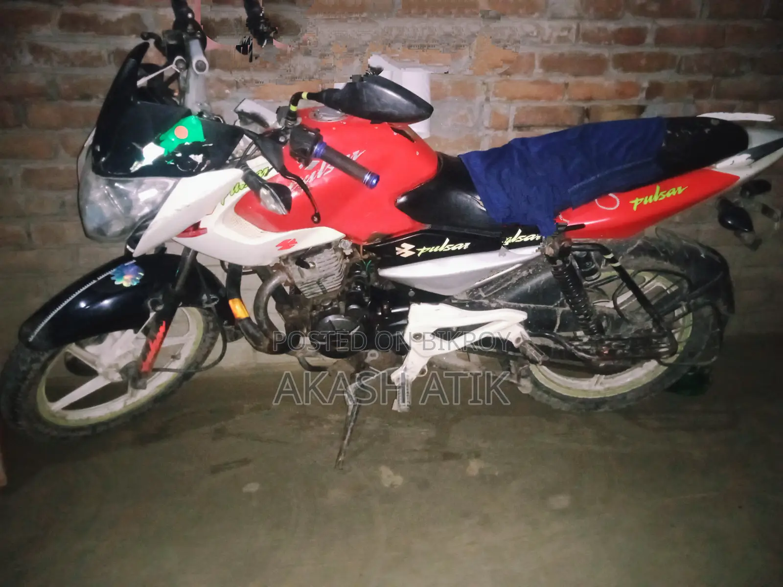 Bajaj Pulsar 135 LS 2012 Red