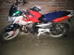 Bajaj Pulsar 135 LS 2012 Red
