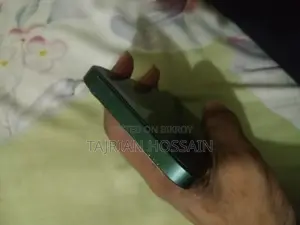 Apple iPhone 13 128 GB Green