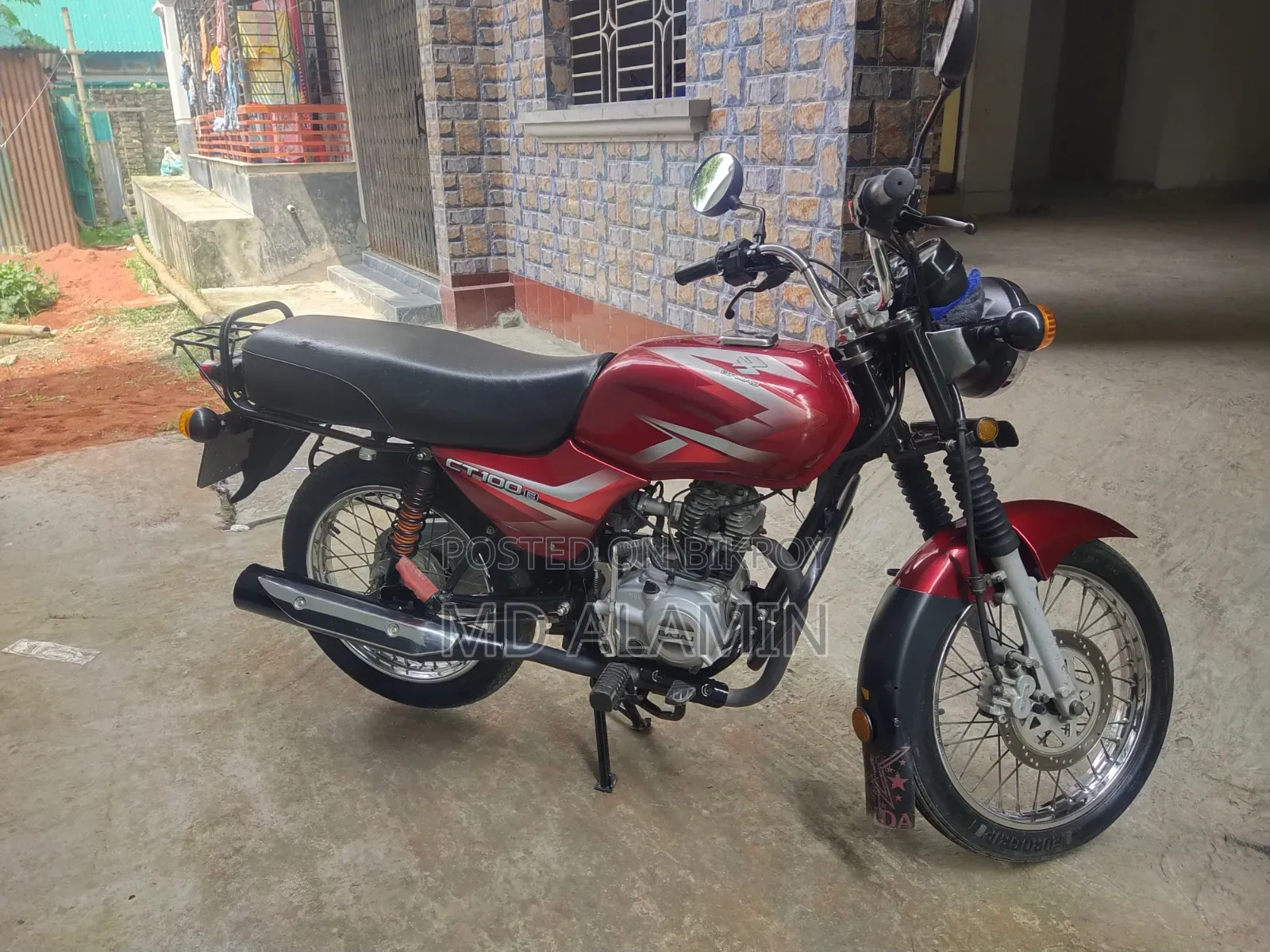 বাজাজ সিটি ১০০ ২০১৮ রেড