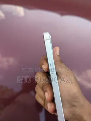 Apple iPhone 13 128 GB White